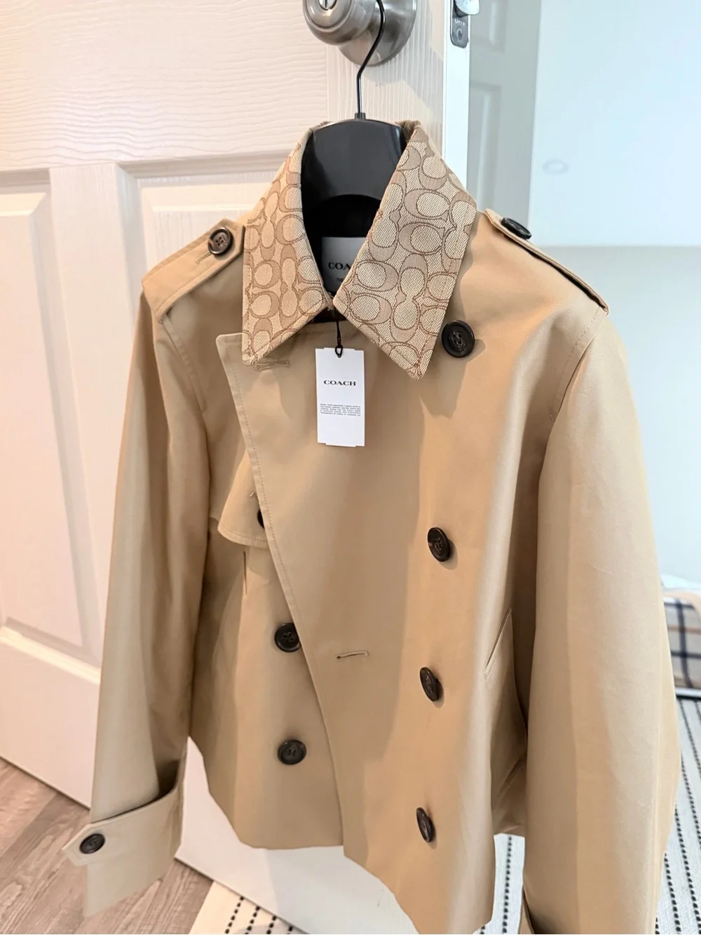 Coach Outlet Short Trench Coat With Signature Collar